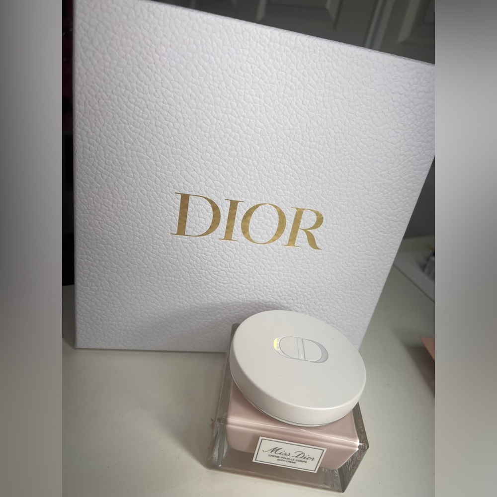 Dior - Miss Dior Fresh Body Creme